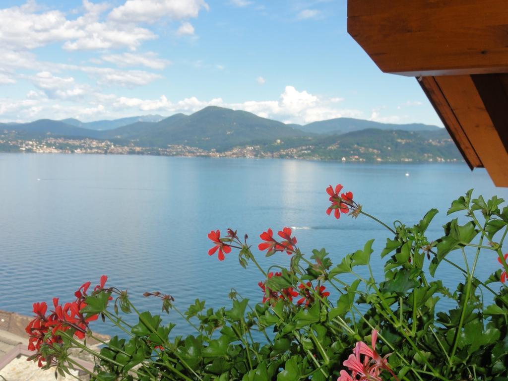 Casale Fe-Wo - Appartamenti Con Vista Lago Cannero Riviera Szoba fotó