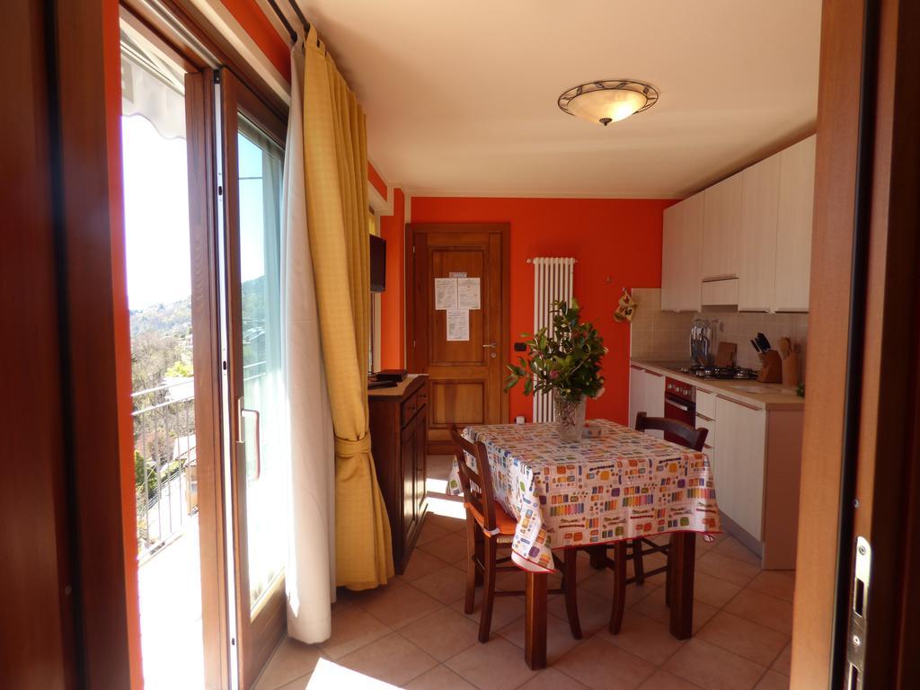 Casale Fe-Wo - Appartamenti Con Vista Lago Cannero Riviera Szoba fotó