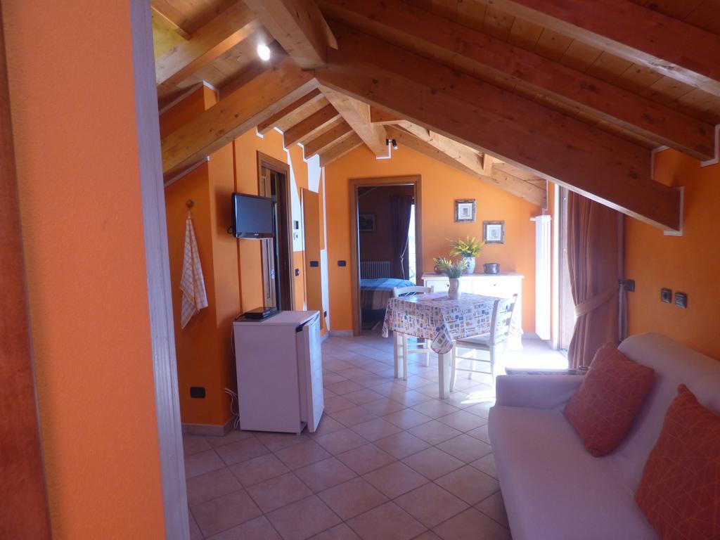 Casale Fe-Wo - Appartamenti Con Vista Lago Cannero Riviera Kültér fotó
