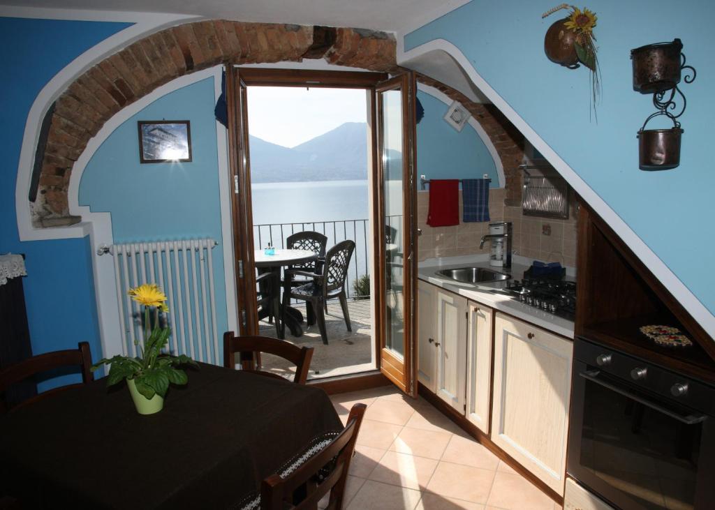 Casale Fe-Wo - Appartamenti Con Vista Lago Cannero Riviera Szoba fotó