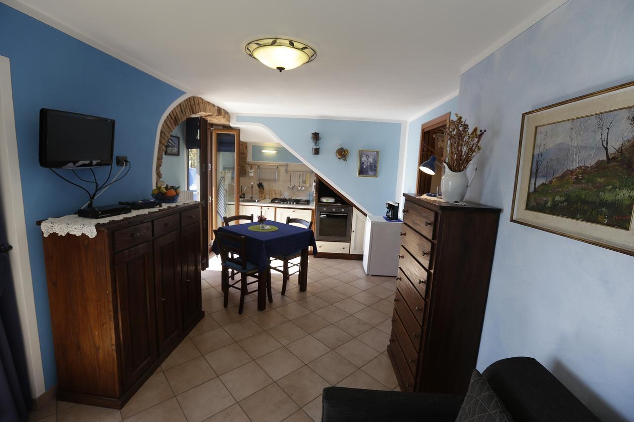 Casale Fe-Wo - Appartamenti Con Vista Lago Cannero Riviera Kültér fotó